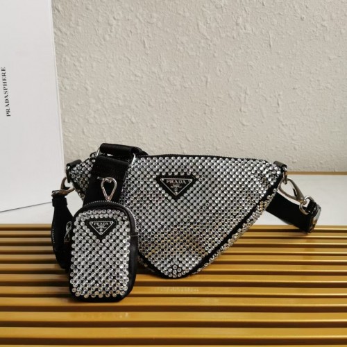Prada műkristályos válltáska 1AH190 fekete