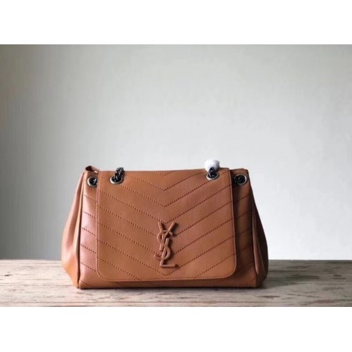 SAINT LAURENT Közepes Nolita bőr válltáska 61877 Camel