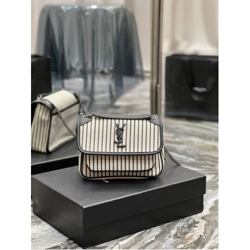 SAINT LAURENT NIKI KIS LÁNCOS VÁSZONTÁSKA 633151 KRÉM ÉS FEKETE