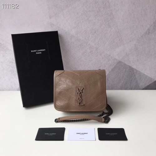 SAINT LAURENT Niki Mini bőr válltáska 03743 Gesztenyebarna