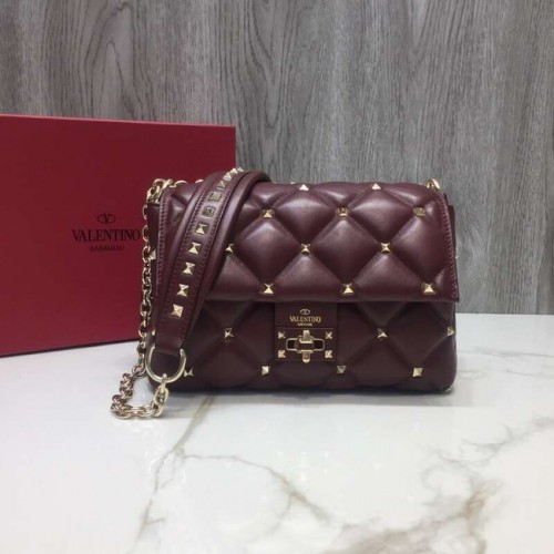 VALENTINO Candy steppelt bőr crossbody táska 0072 sötétpiros