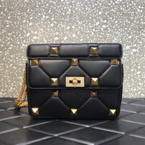 VALENTINO GARAVANI Szemcsés borjúbőr válltáska 2B0I59 fekete