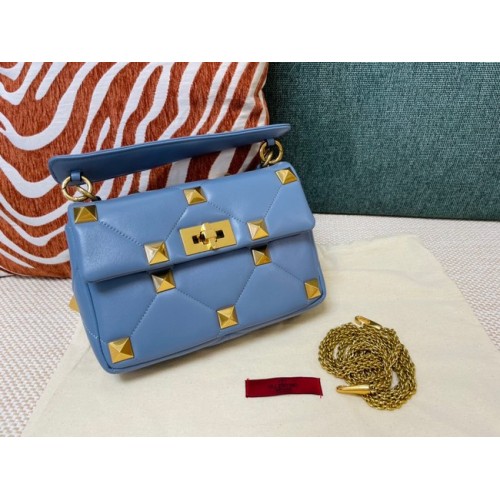 VALENTINO GARAVANI római ménes 0188 kék