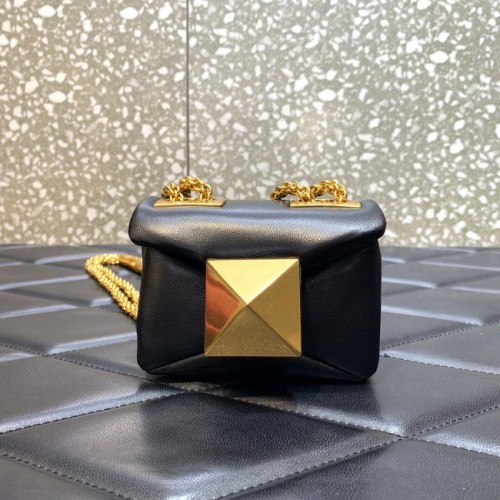 VALENTINO GARAVANI mini egyszeges báránybőr válltáska XW0P0X98H fekete