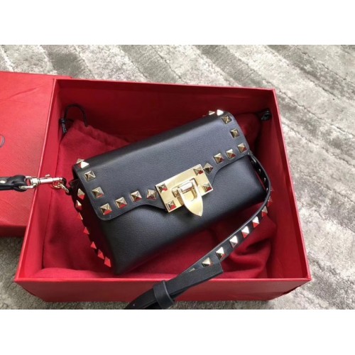 VALENTINO Rockstud bőr crossbody táska 04235 fekete