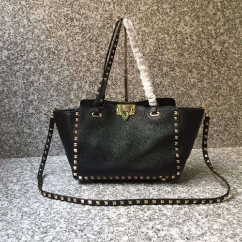 VALENTINO Rockstud közepes méretű táska 0972 fekete