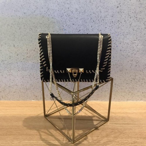 VALENTINO bőrtáska fekete 2046 aranylánccal