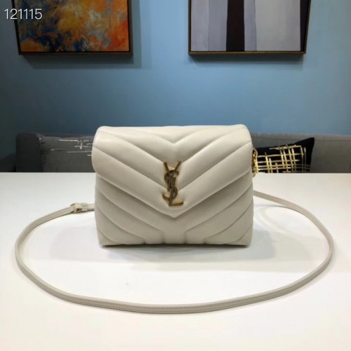 Yves Saint Laurent borjúbőr táska 467072 fehér