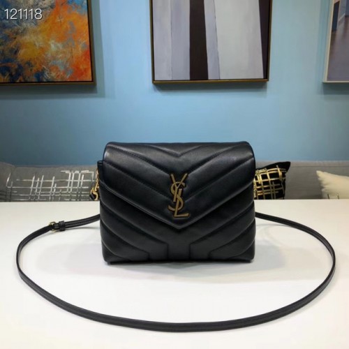 Yves Saint Laurent borjúbőr táska 467072 fekete