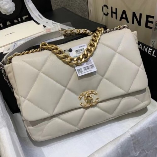 Chanel 19 nagy fedeles táska AS1160 AS1161 AS1162 Törtfehér