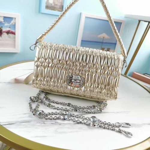 miu miu Matelasse Nappa Bőr Válltáska 5BP012M arany